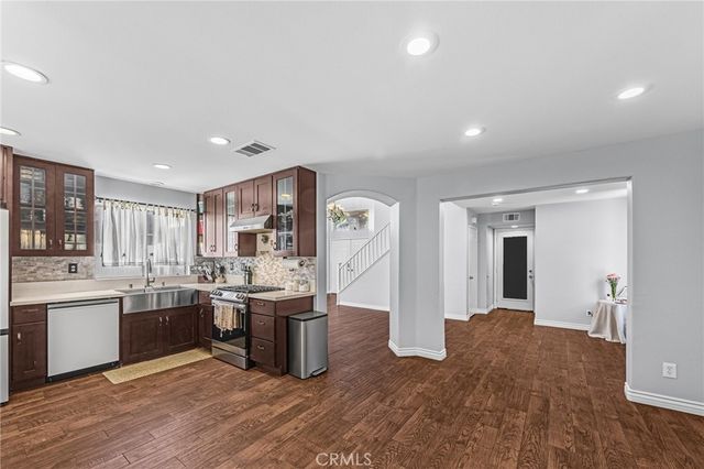 850 Autumn, Corona, CA 92881