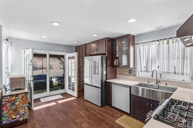 850 Autumn, Corona, CA 92881