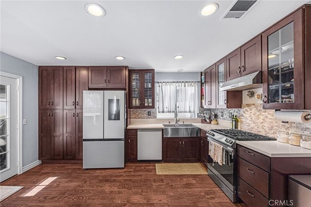 850 Autumn, Corona, CA 92881
