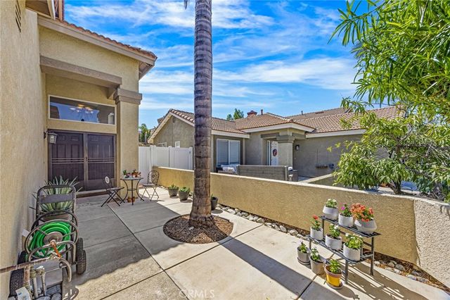850 Autumn, Corona, CA 92881