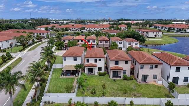 4009 Sequoia Place, Riviera Beach, FL 33410
