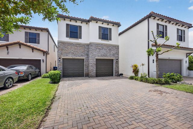 4009 Sequoia Place, Riviera Beach, FL 33410