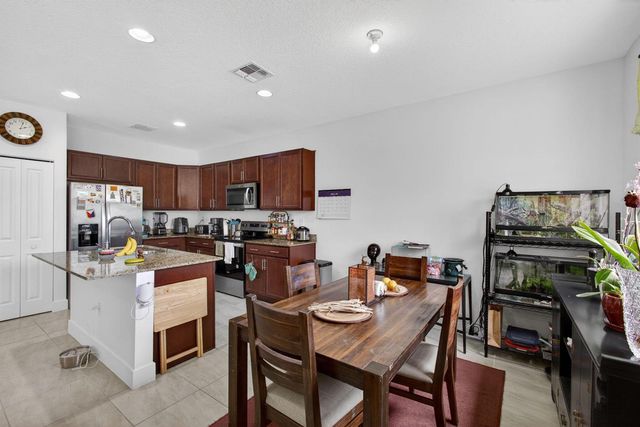 4009 Sequoia Place, Riviera Beach, FL 33410