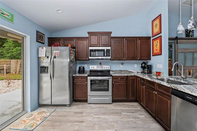19056 SAINT BENEDICT DRIVE, Dunnellon, FL 34432