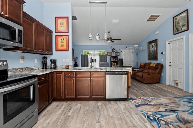 19056 SAINT BENEDICT DRIVE, Dunnellon, FL 34432