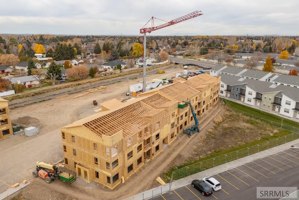 Image 17 of property listing at 796 E Sunnyside Road # 201, Idaho Falls, ID 83401