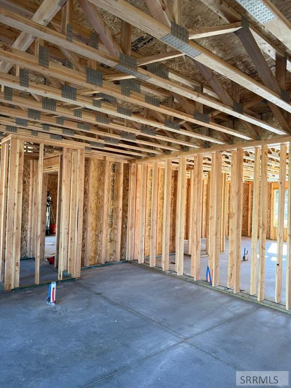 Image 4 of property listing at 796 E Sunnyside Road # 201, Idaho Falls, ID 83401