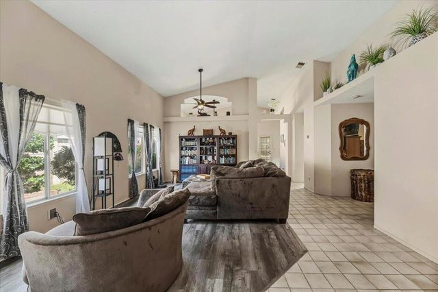 2857 Summer Set Circle, Banning, CA 92220
