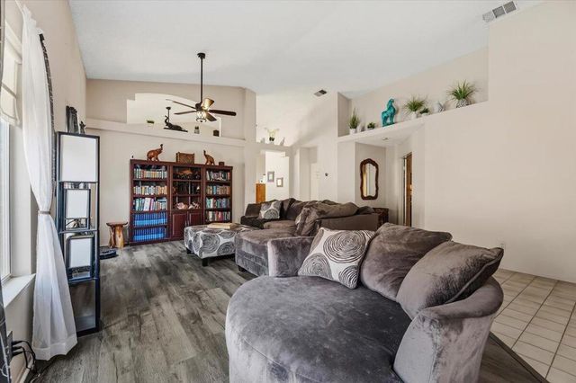 2857 Summer Set Circle, Banning, CA 92220