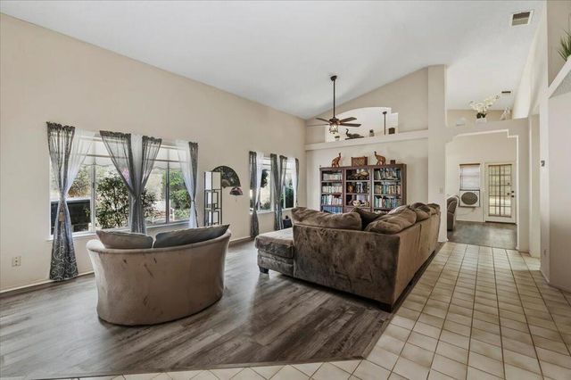 2857 Summer Set Circle, Banning, CA 92220