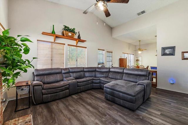 2857 Summer Set Circle, Banning, CA 92220