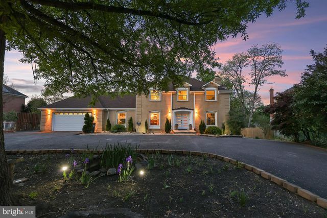 18505 CABIN RD, Triangle, VA 22172