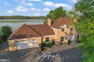 18505 CABIN RD, Triangle, VA 22172