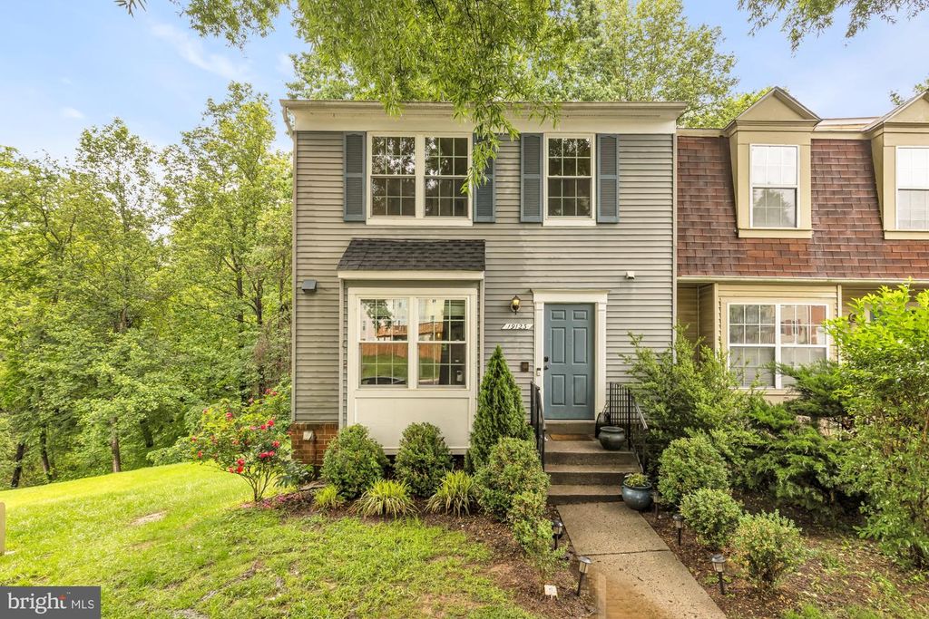 Image 1 of property listing at 19123 GROTTO LN, Germantown, MD 20874