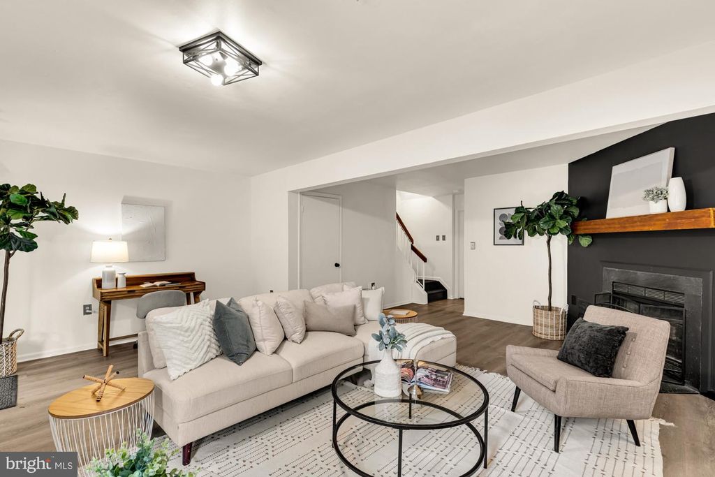 Image 35 of property listing at 19123 GROTTO LN, Germantown, MD 20874