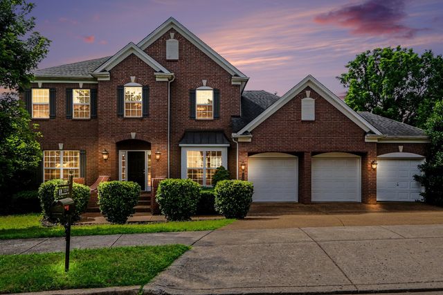 1214 Broadmoor Cir, Franklin, TN 37067