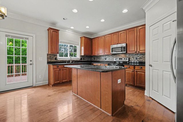 1214 Broadmoor Cir, Franklin, TN 37067