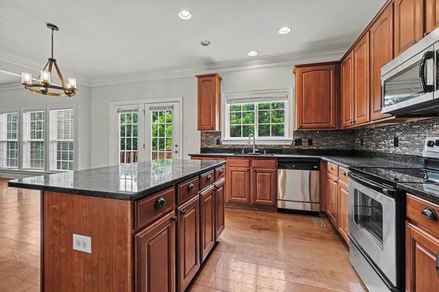 1214 Broadmoor Cir, Franklin, TN 37067