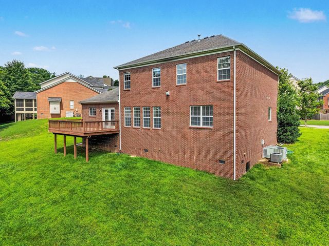 1214 Broadmoor Cir, Franklin, TN 37067