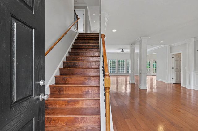 1214 Broadmoor Cir, Franklin, TN 37067