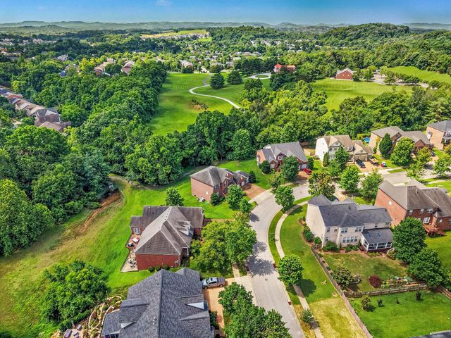 1214 Broadmoor Cir, Franklin, TN 37067