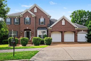 1214 Broadmoor Cir, Franklin, TN 37067
