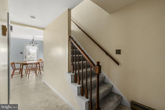2 ARLIN CIR, Lititz, PA 17543