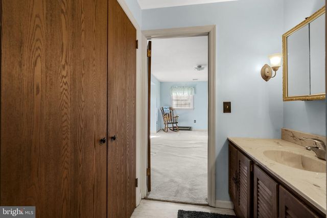 2 ARLIN CIR, Lititz, PA 17543