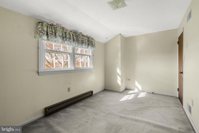 2 ARLIN CIR, Lititz, PA 17543