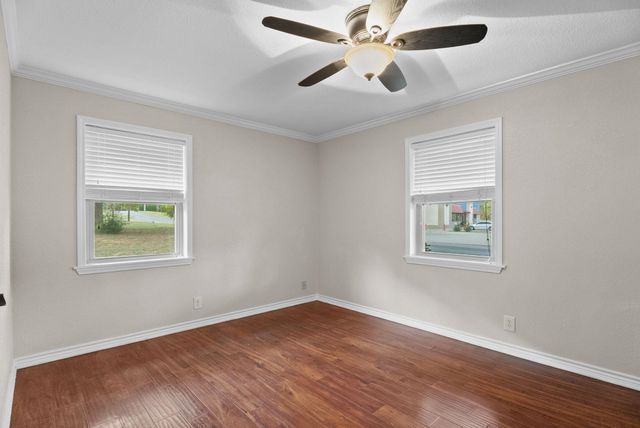 3217 Libbie St, Tyler, TX 75707