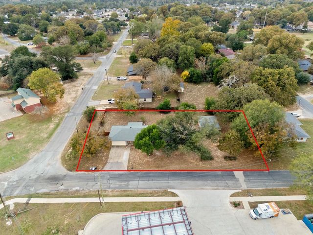 3217 Libbie St, Tyler, TX 75707