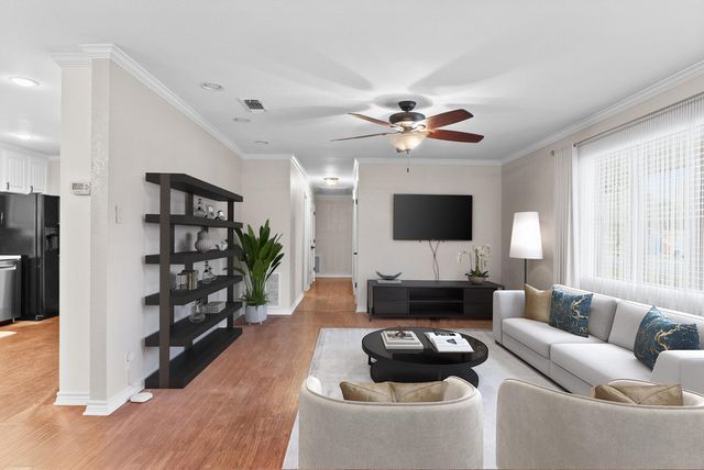 3217 Libbie St, Tyler, TX 75707