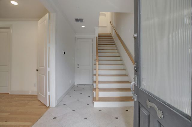 1415 Oakdale Street, Houston, TX 77004