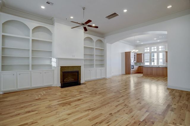 1415 Oakdale Street, Houston, TX 77004