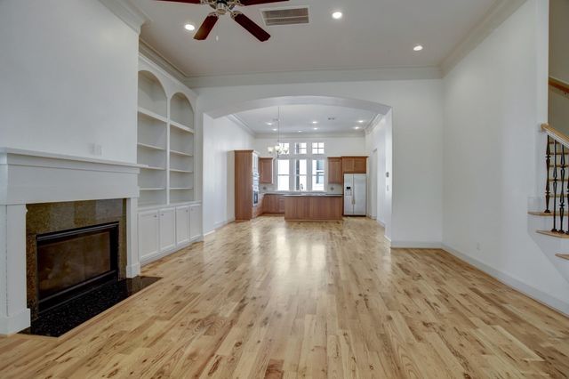 1415 Oakdale Street, Houston, TX 77004