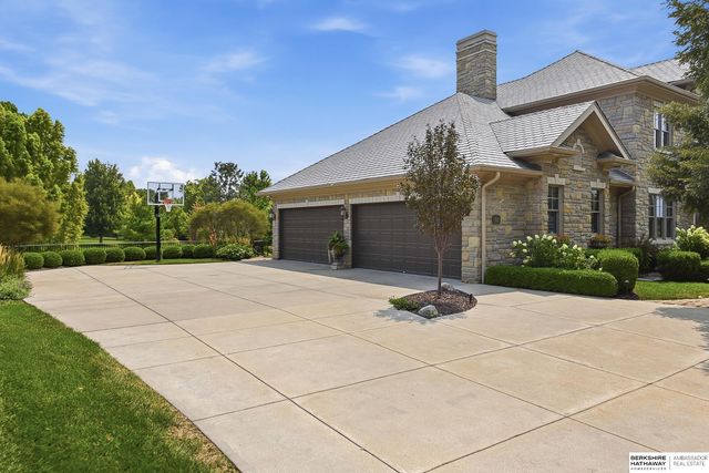 3217 S 173rd Street, Omaha, NE 68130