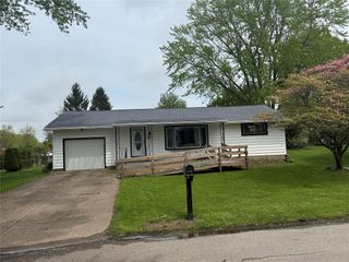 4520 BUDD Drive, Erie, PA 16506