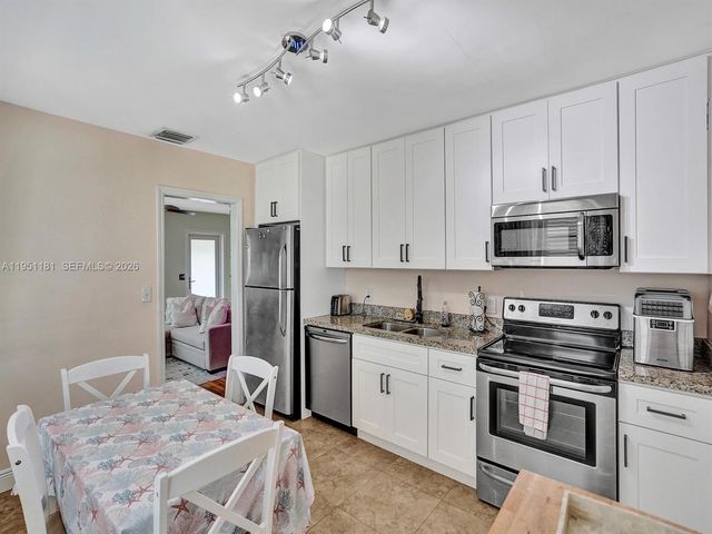 615 SW 4th Ave 1-2, Fort Lauderdale, FL 33315