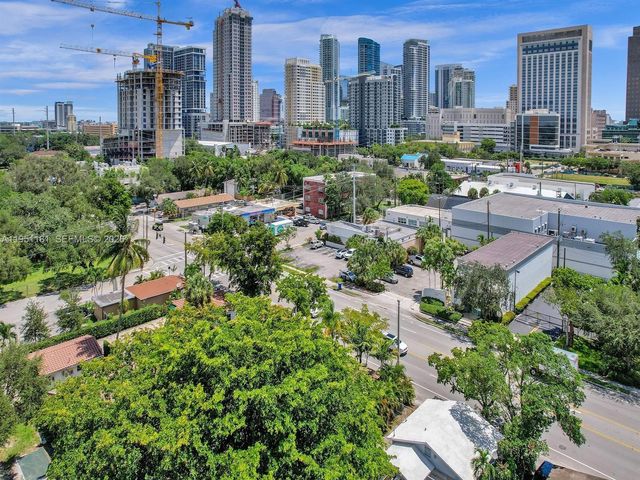 615 SW 4th Ave 1-2, Fort Lauderdale, FL 33315