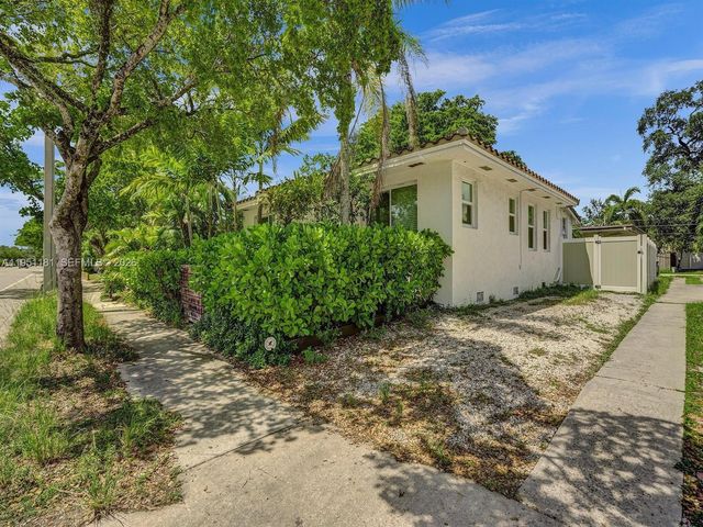 615 SW 4th Ave 1-2, Fort Lauderdale, FL 33315