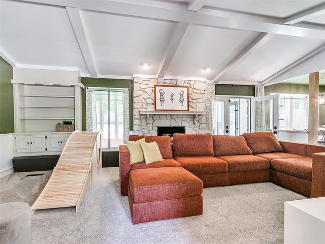 1812 Dove Court, Edmond, OK 73034
