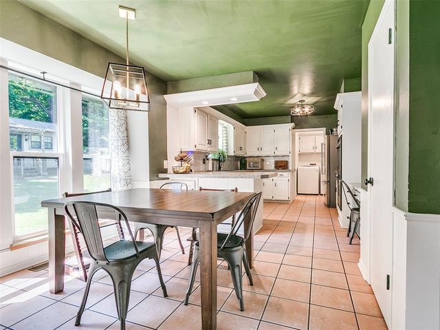 1812 Dove Court, Edmond, OK 73034