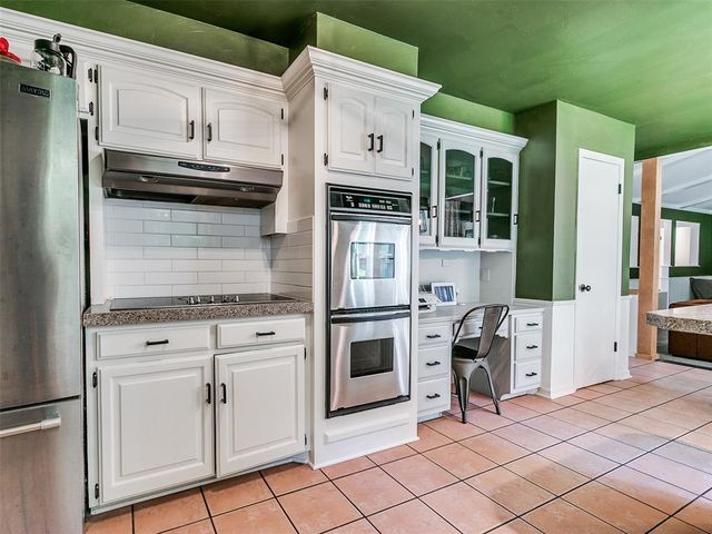 1812 Dove Court, Edmond, OK 73034