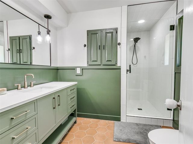 1812 Dove Court, Edmond, OK 73034