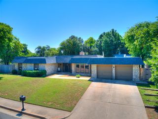 1812 Dove Court, Edmond, OK 73034