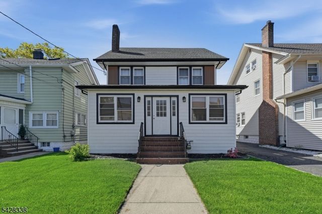 240 Crawford Pl, Elizabeth City, NJ 07208