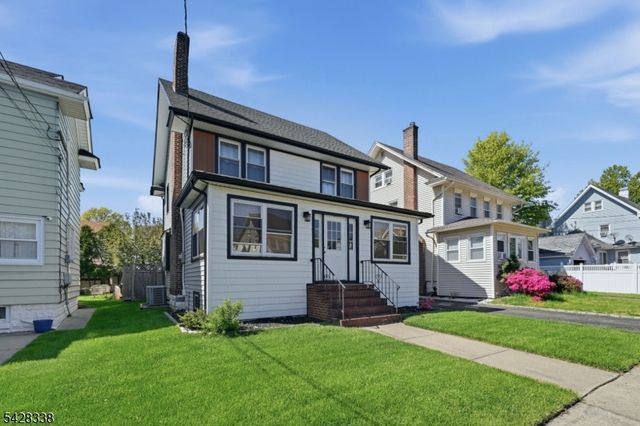 240 Crawford Pl, Elizabeth City, NJ 07208