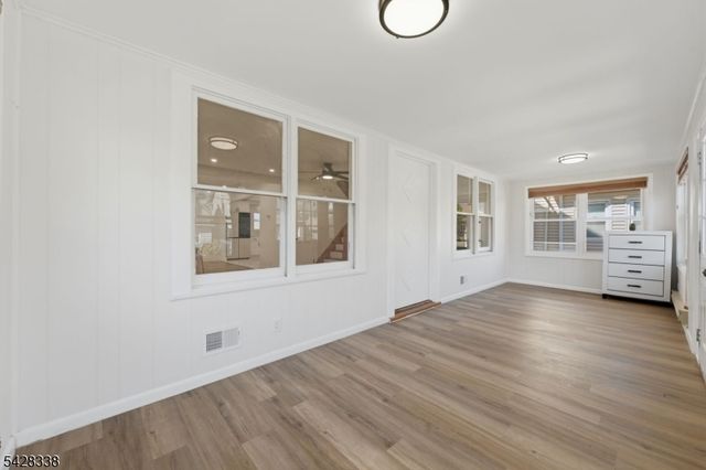 240 Crawford Pl, Elizabeth City, NJ 07208