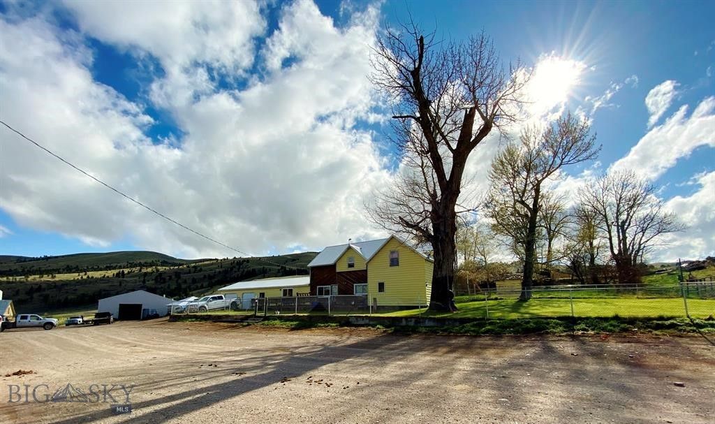 8950 Chevallier Drive, Helena, MT 59602