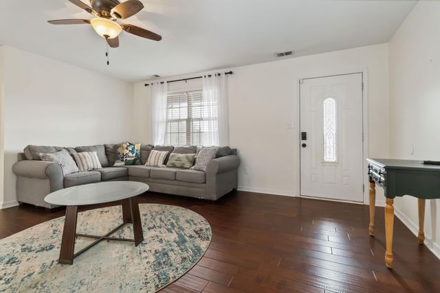 360 Forest Trail Drive, Berea, KY 40403